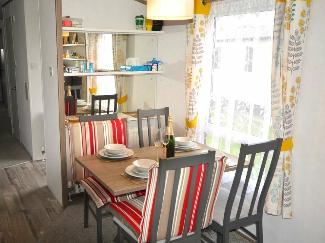 Perran Sands - Holiday Accommodation 21067