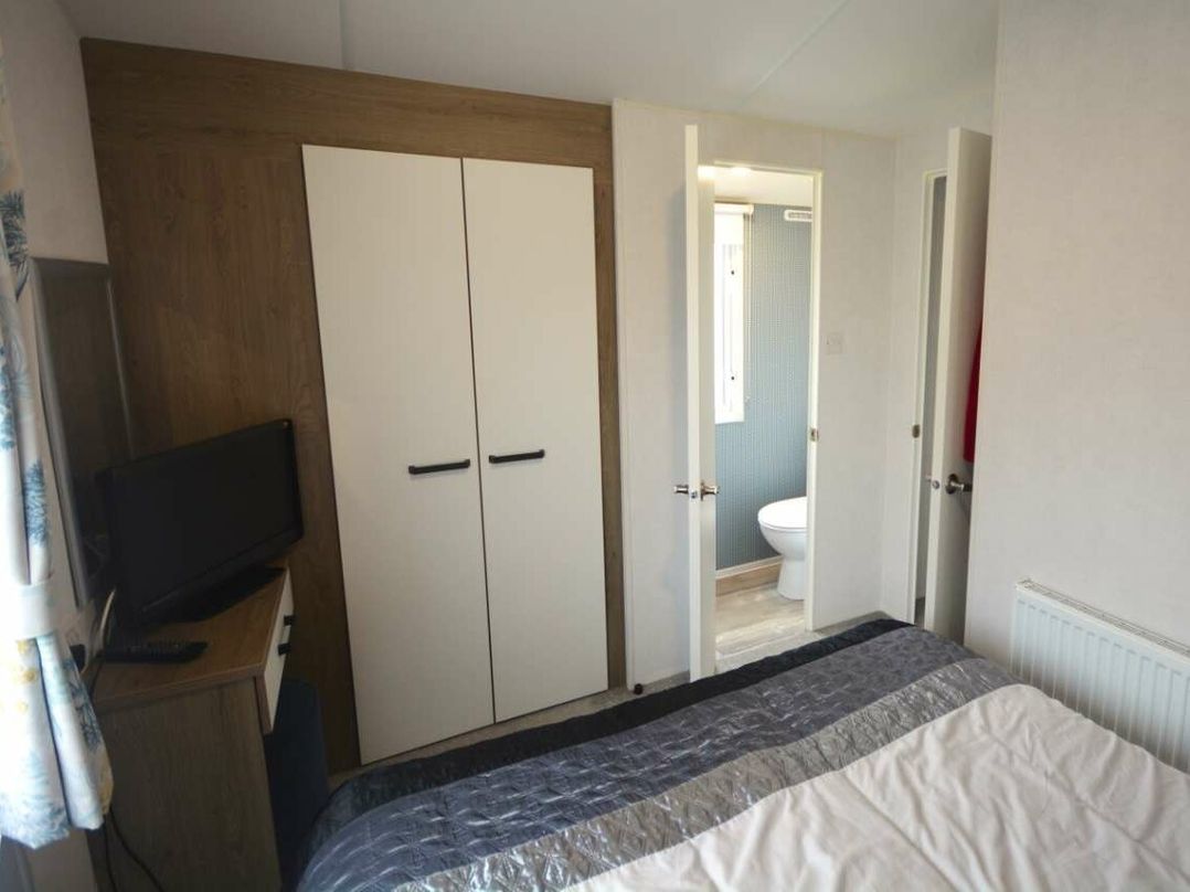 Perran Sands - Holiday Accommodation 21067