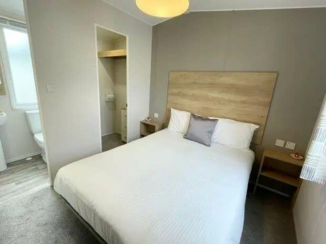 Trevella Park - Holiday Accommodation 21105