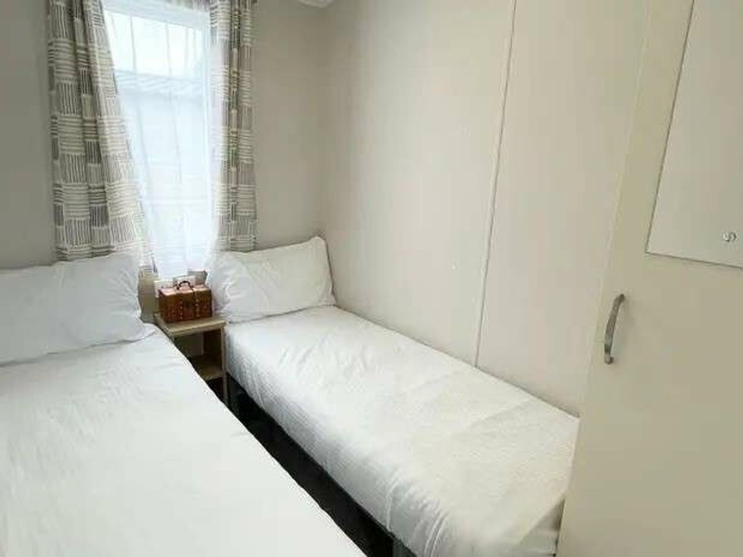 Trevella Park - Holiday Accommodation 21105