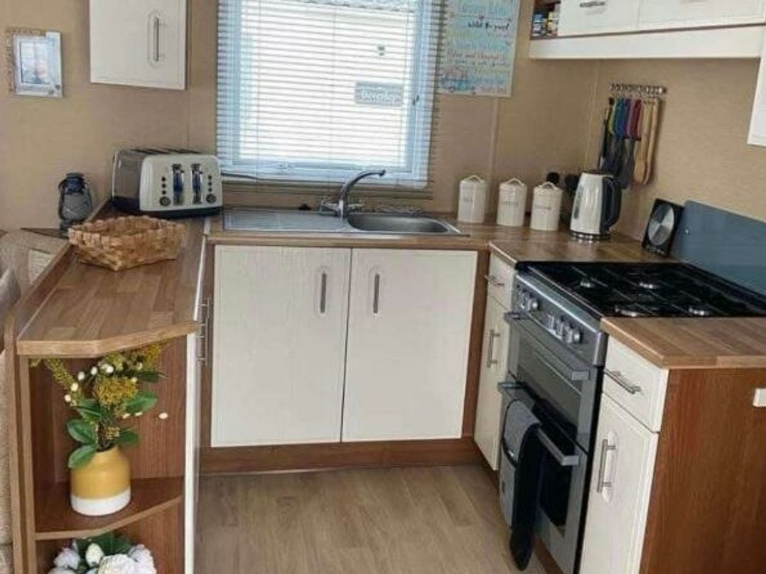 Oakdene Forest Park - Holiday Accommodation 21113