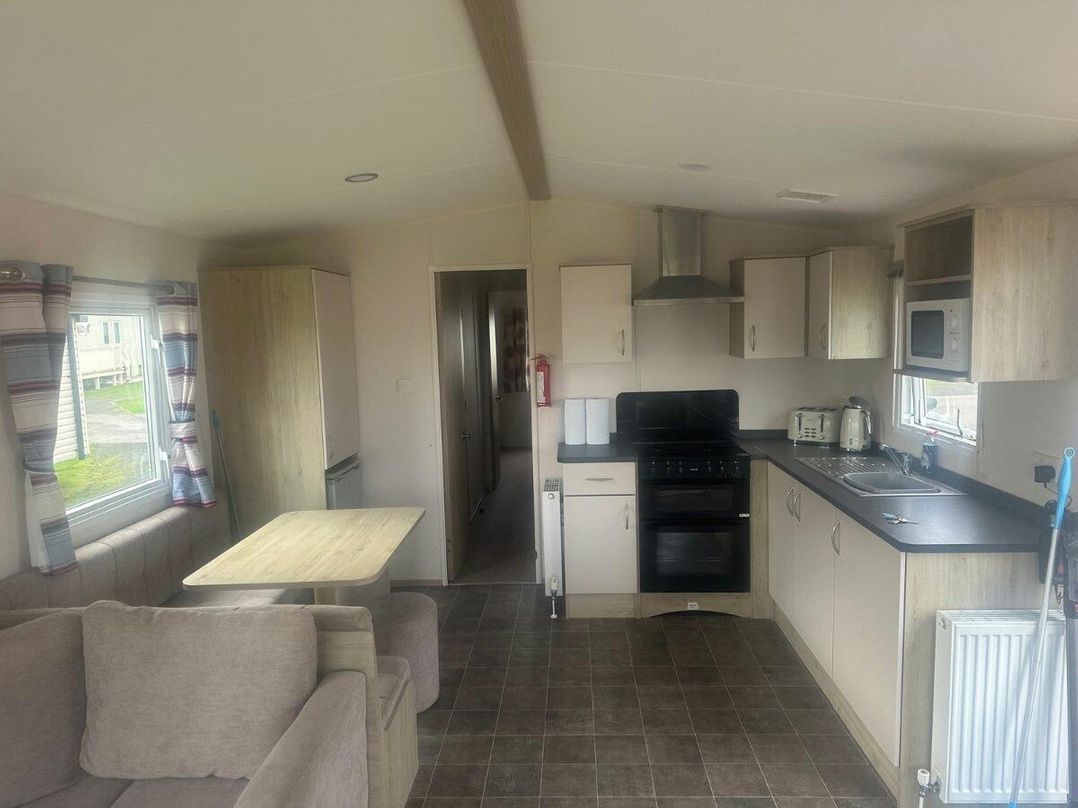 Cayton Bay Caravan Park - Holiday Accommodation 21125