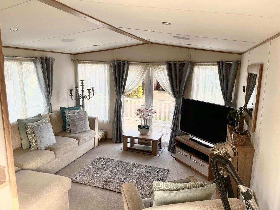 Tattershall Lakes Country Park - Holiday Accommodation 21135