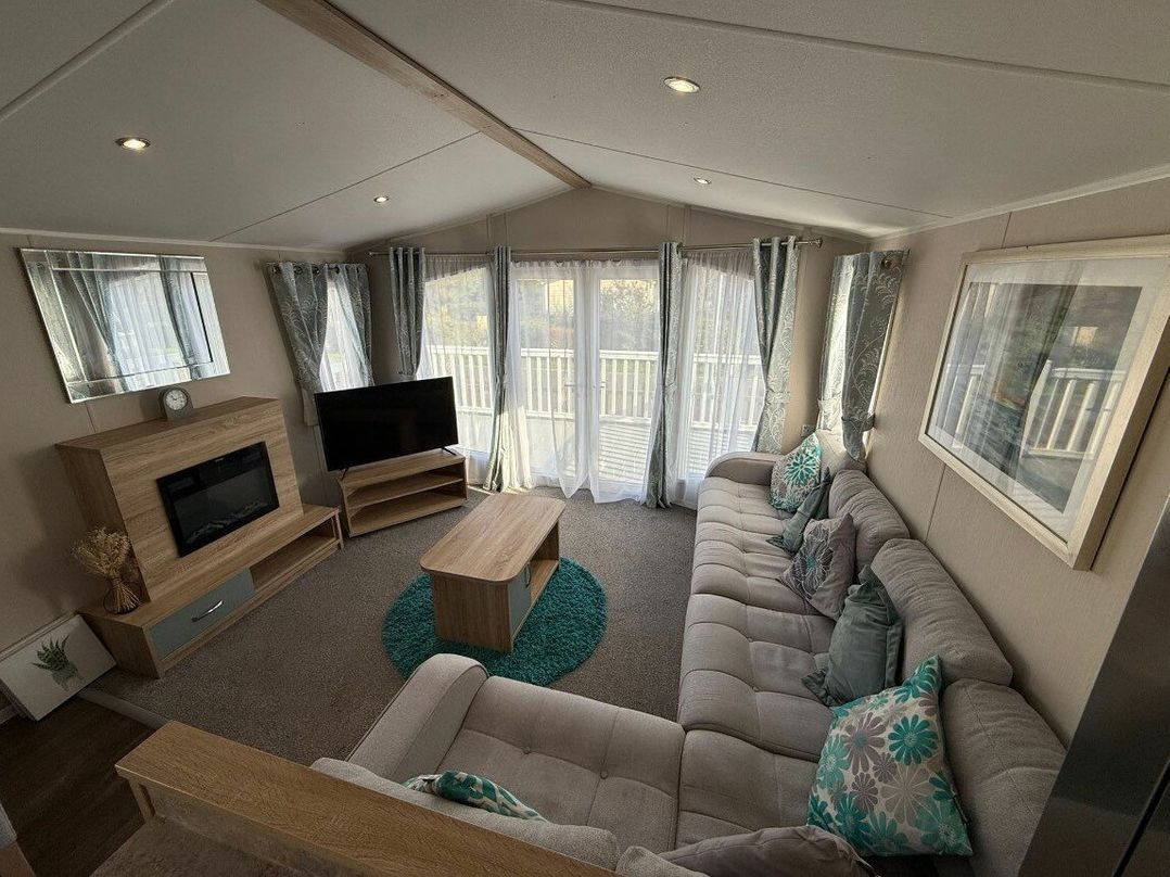 Marton Mere Holiday Village - Holiday Accommodation 21145