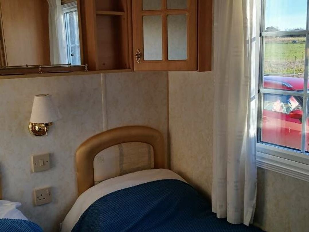 Lowlands Farm (private land) - Holiday Accommodation 21161