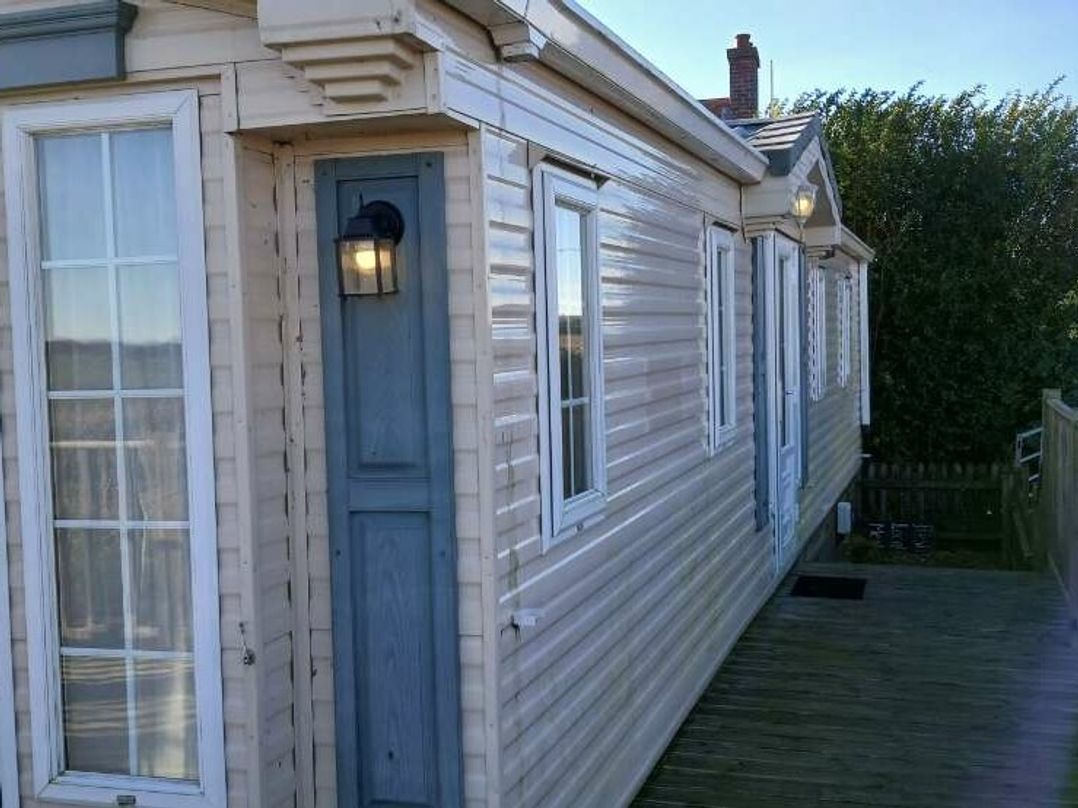 Lowlands Farm (private land) - Holiday Accommodation 21161