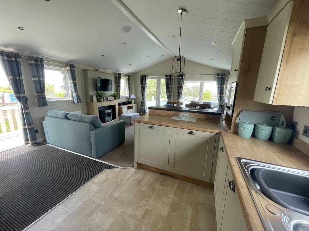 Doniford Bay - Holiday Accommodation 21179