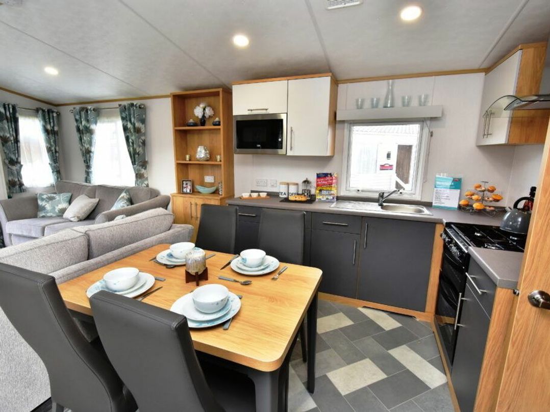 Hoburne Cotswolds - Holiday Accommodation 21189