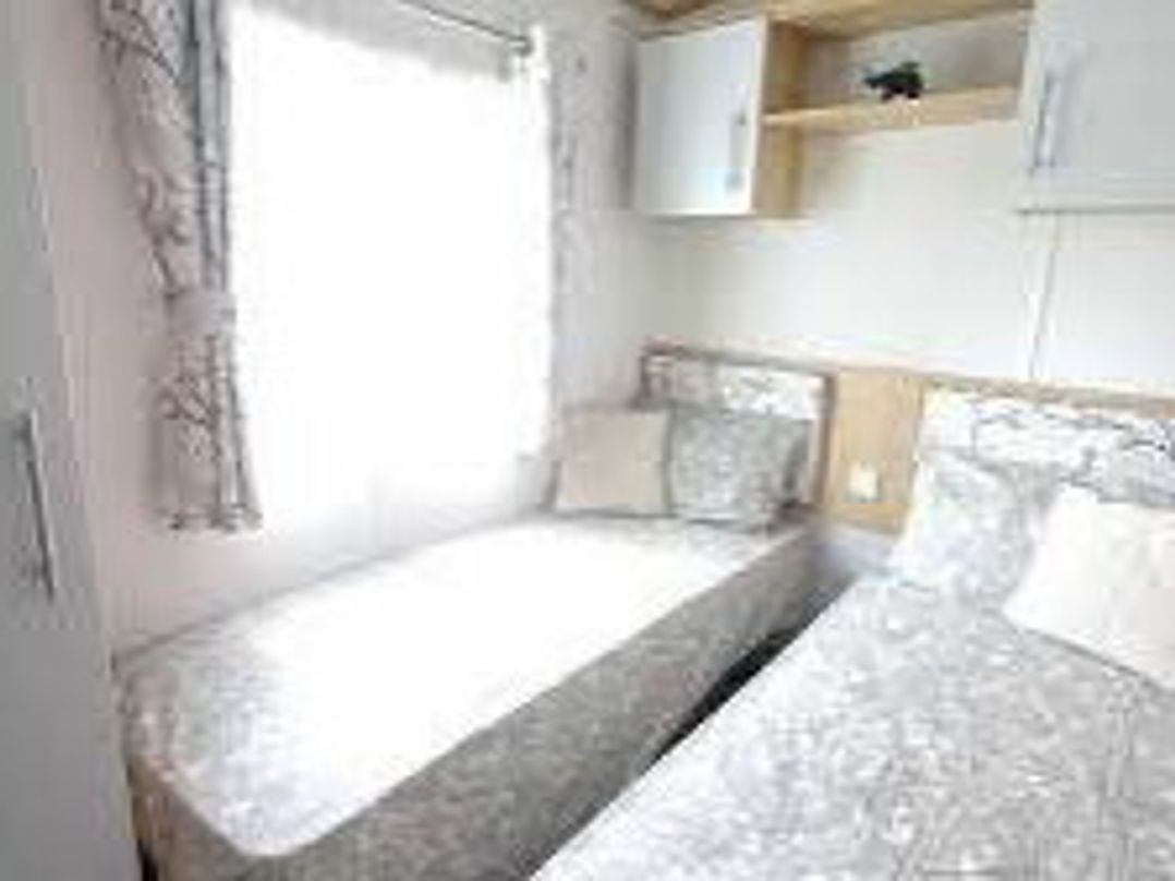 Hoburne Cotswolds - Holiday Accommodation 21189