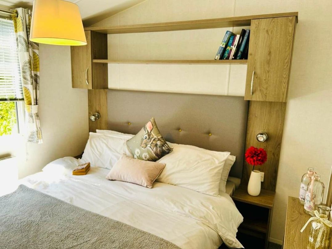 Waterside, Paignton - Holiday Accommodation 21236