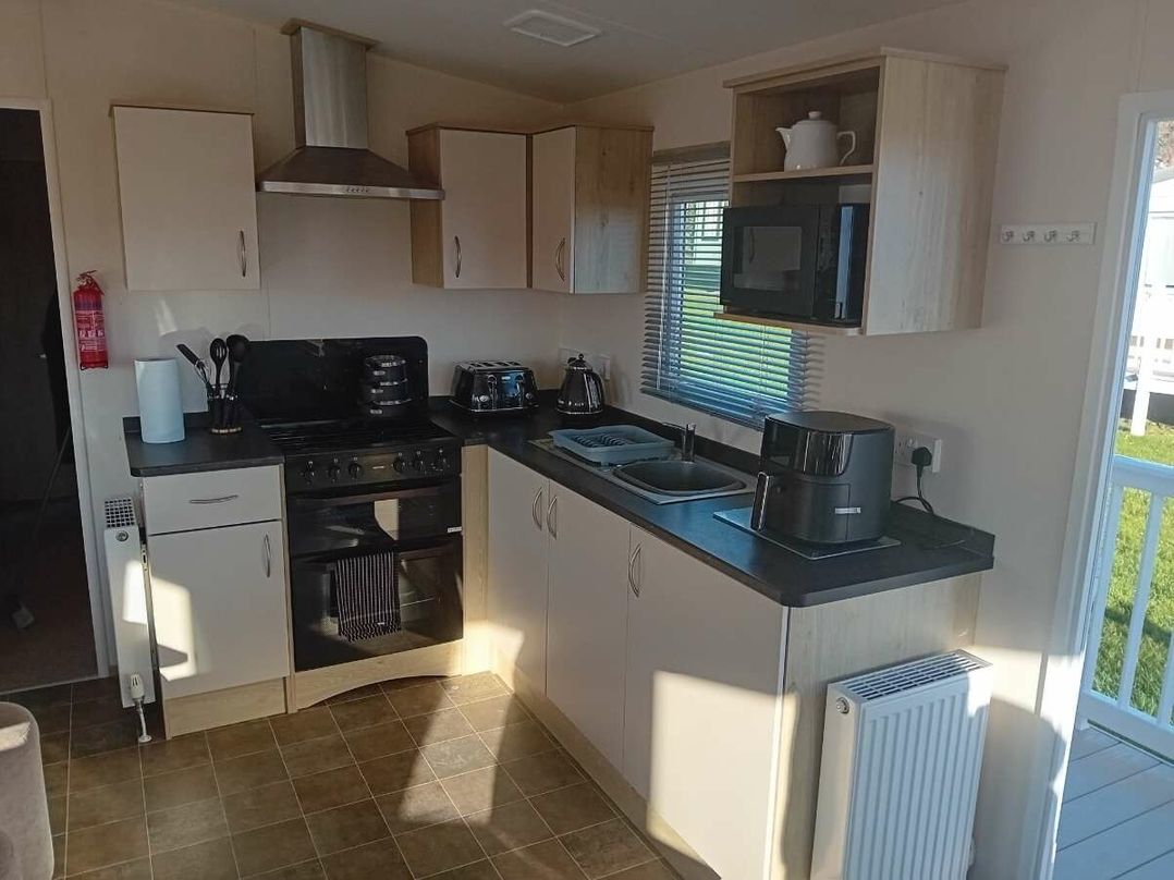 Pendine Sands - Holiday Accommodation 21251