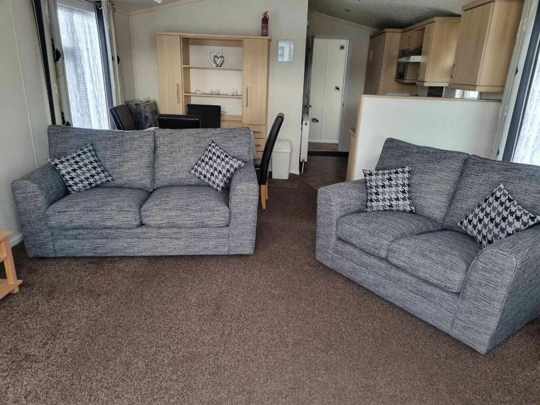 Golden Palm Resort - Holiday Accommodation 21310