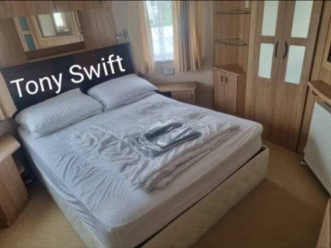 Golden Palm Resort - Holiday Accommodation 21314