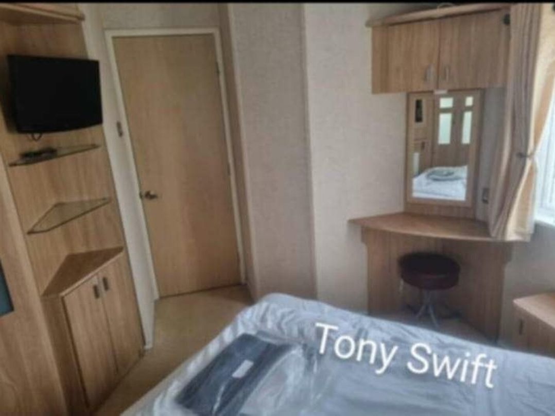 Golden Palm Resort - Holiday Accommodation 21314