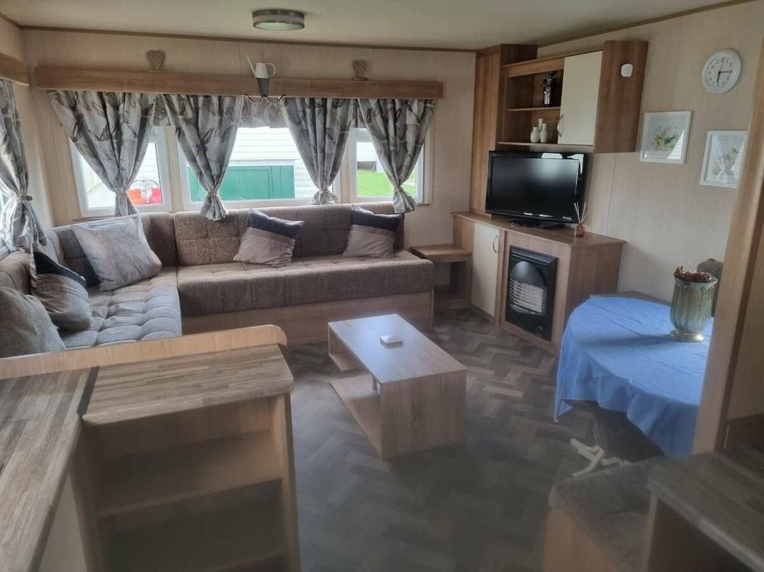 Golden Palm Resort - Holiday Accommodation 21315