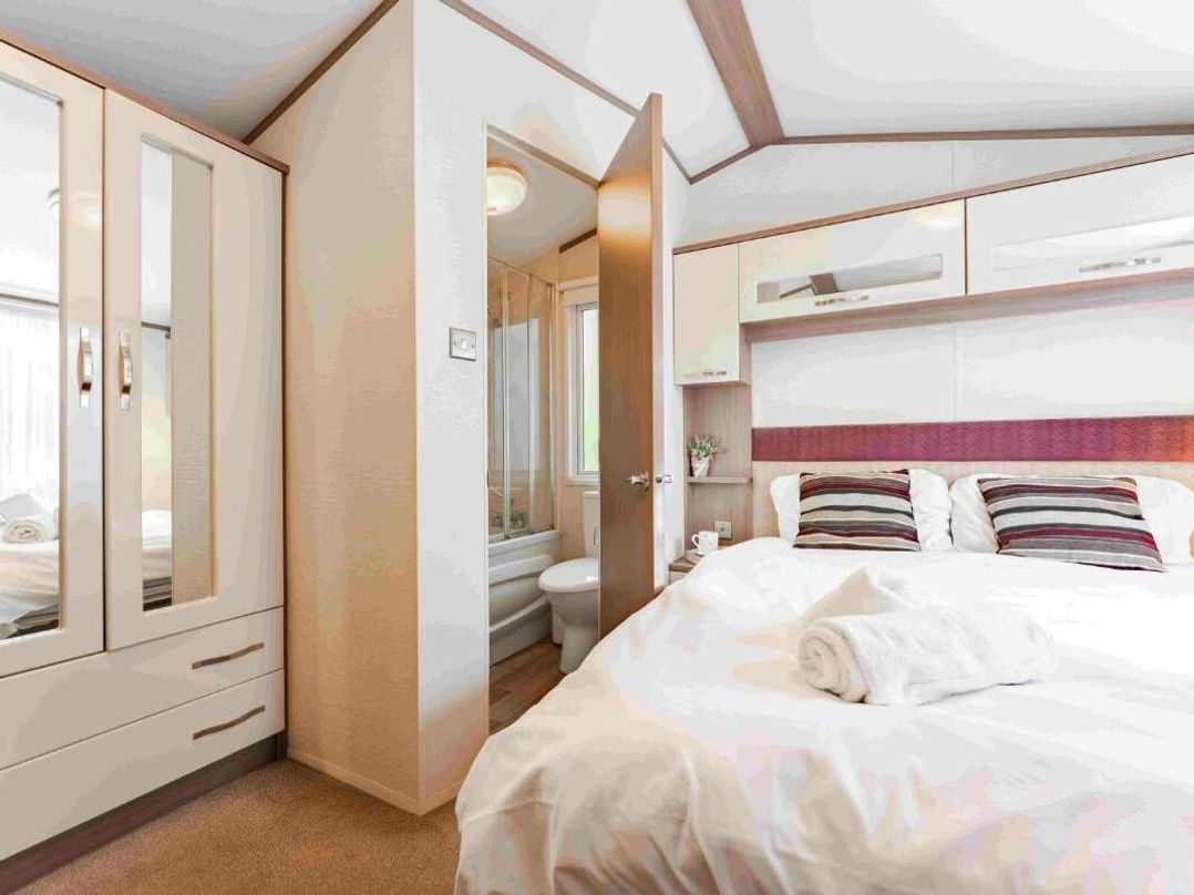 Kelling Heath Holiday Park - Holiday Accommodation 21317