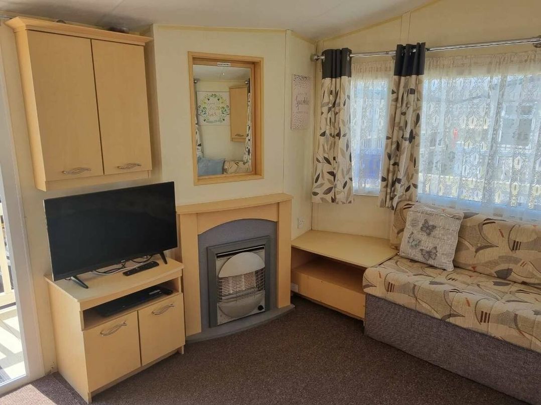 Golden Palm Resort - Holiday Accommodation 21321