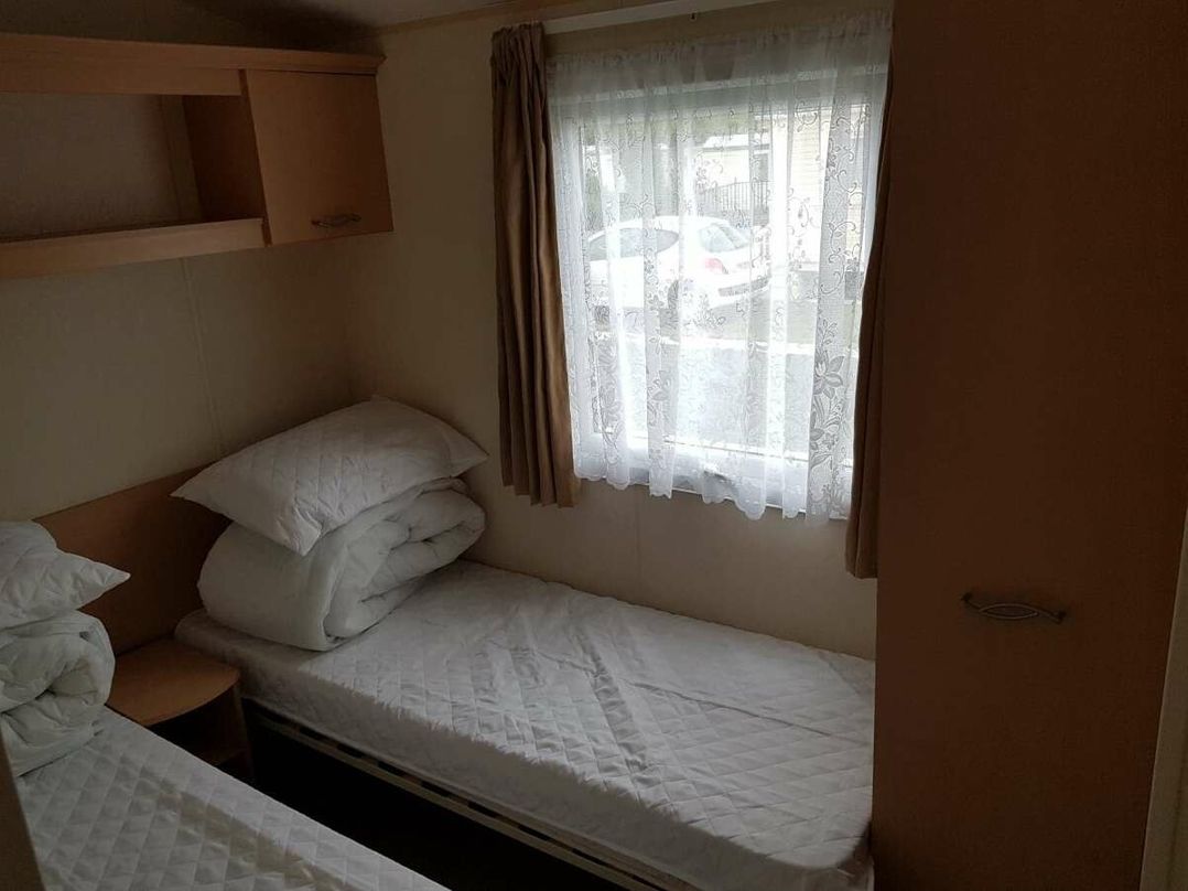 Golden Palm Resort - Holiday Accommodation 21321