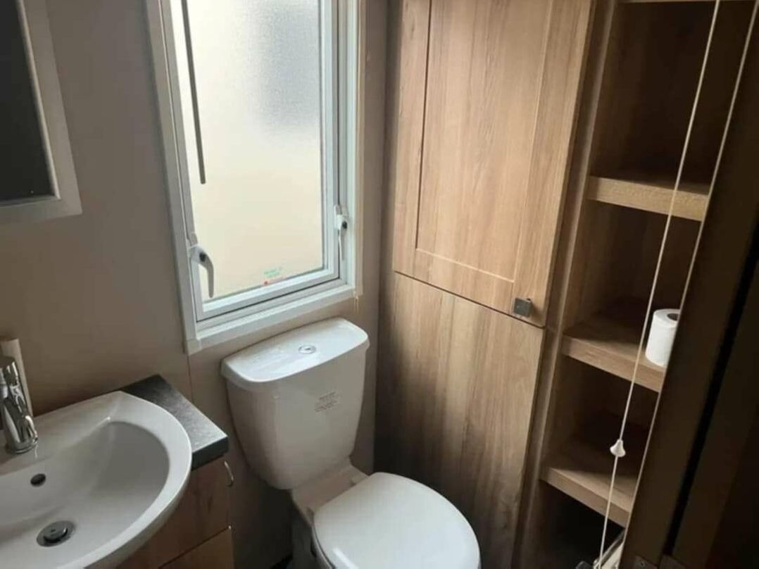 Golden Palm Resort - Holiday Accommodation 21326