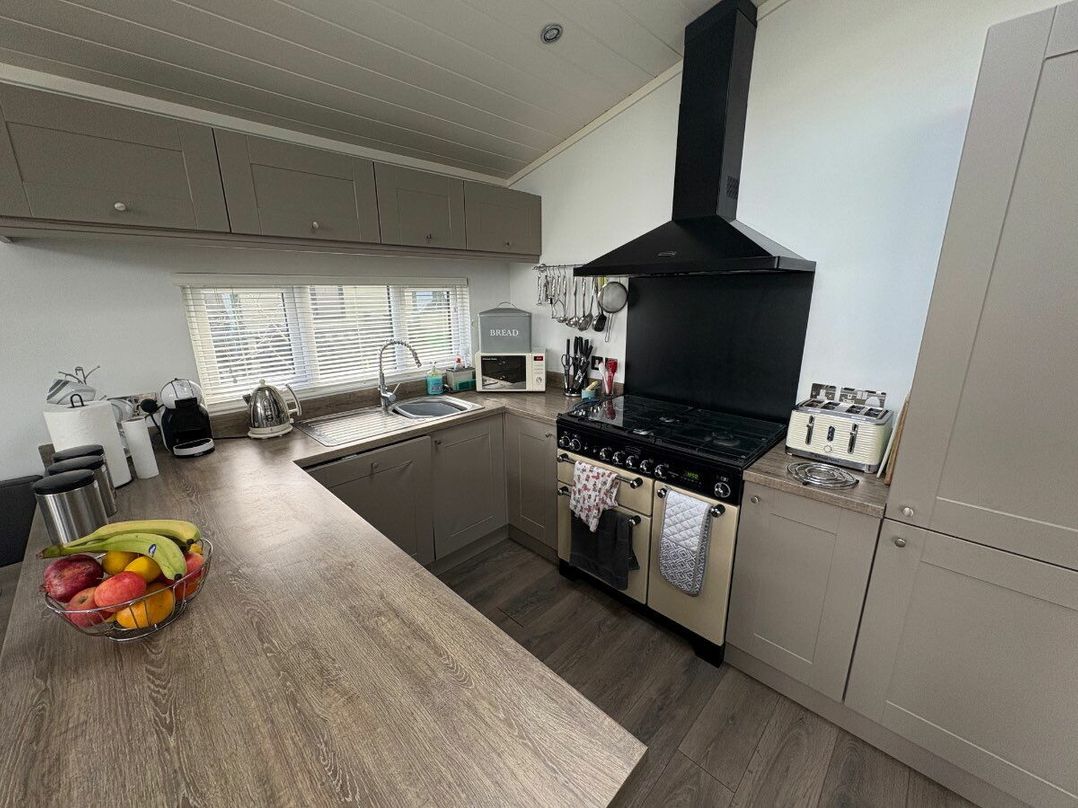 White Acres Holiday Park - Holiday Accommodation 21328