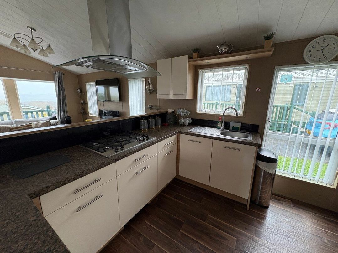 White Acres Holiday Park - Holiday Accommodation 21330