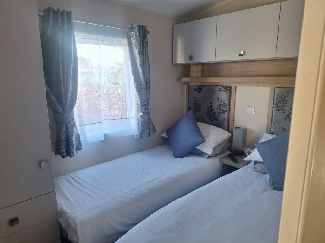 Rockley Park - Holiday Accommodation 21335