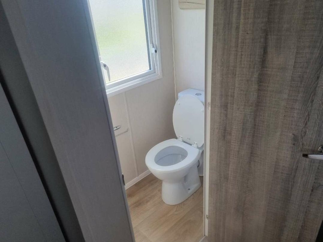 Golden Palm Resort - Holiday Accommodation 21342