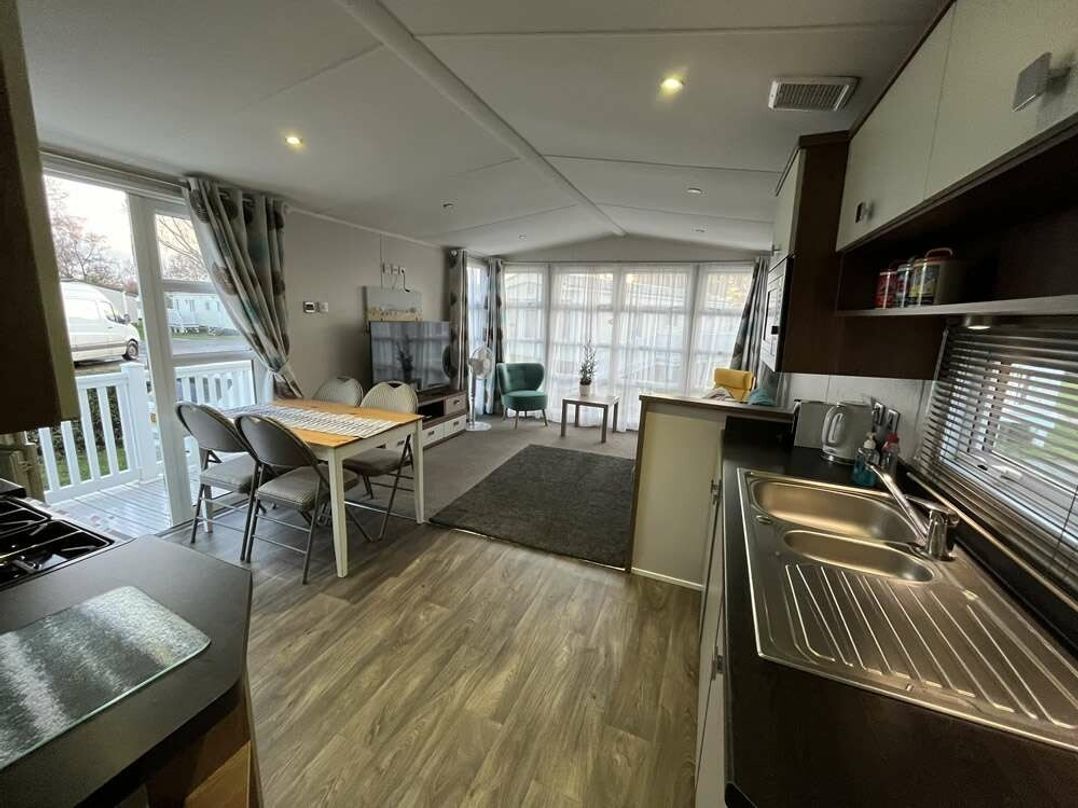 Rockley Park - Holiday Accommodation 21353