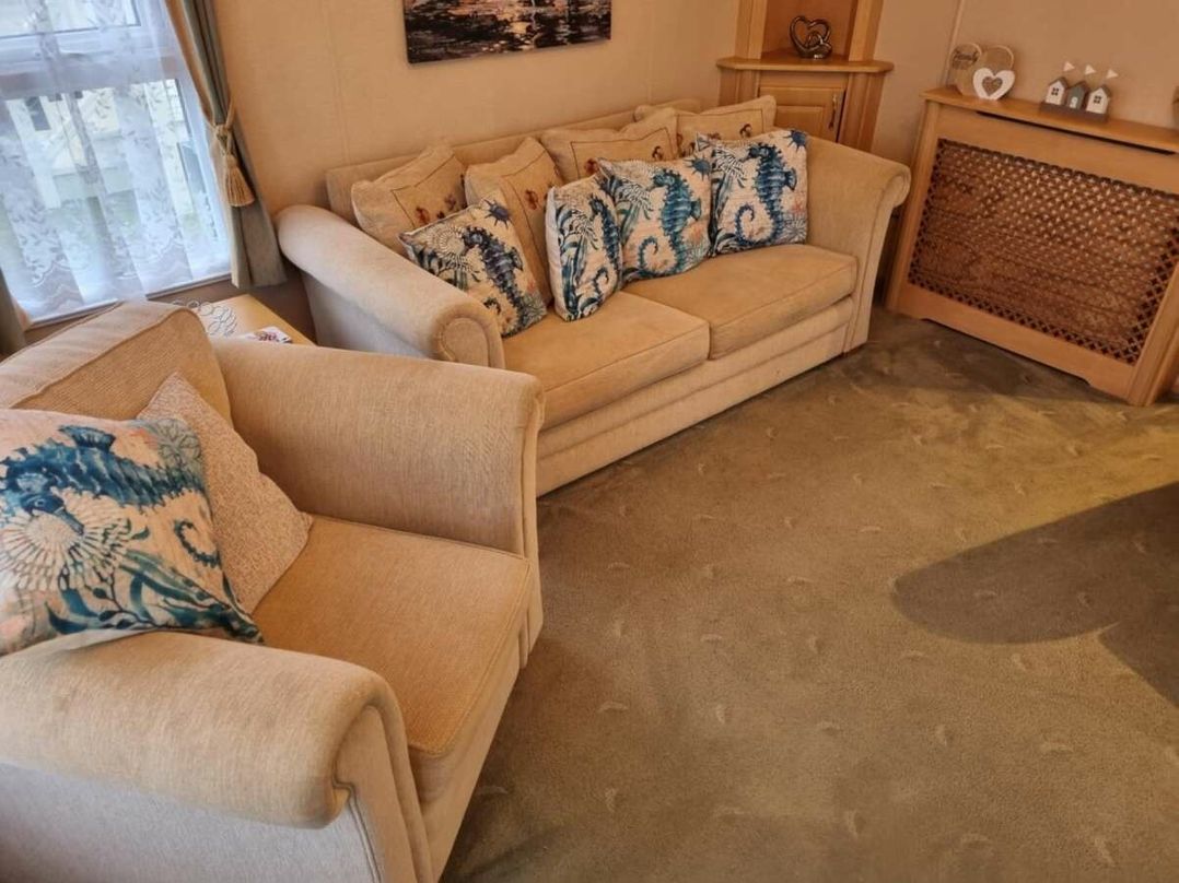 Golden Palm Resort - Holiday Accommodation 21364