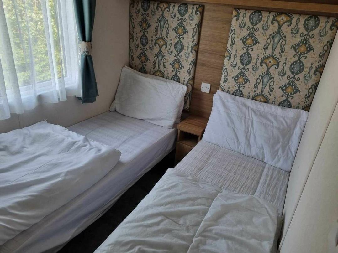 Golden Palm Resort - Holiday Accommodation 21374