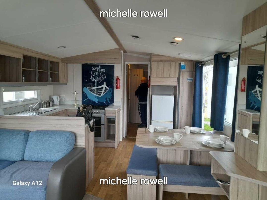 Blue Dolphin Holiday Park - Holiday Accommodation 21388