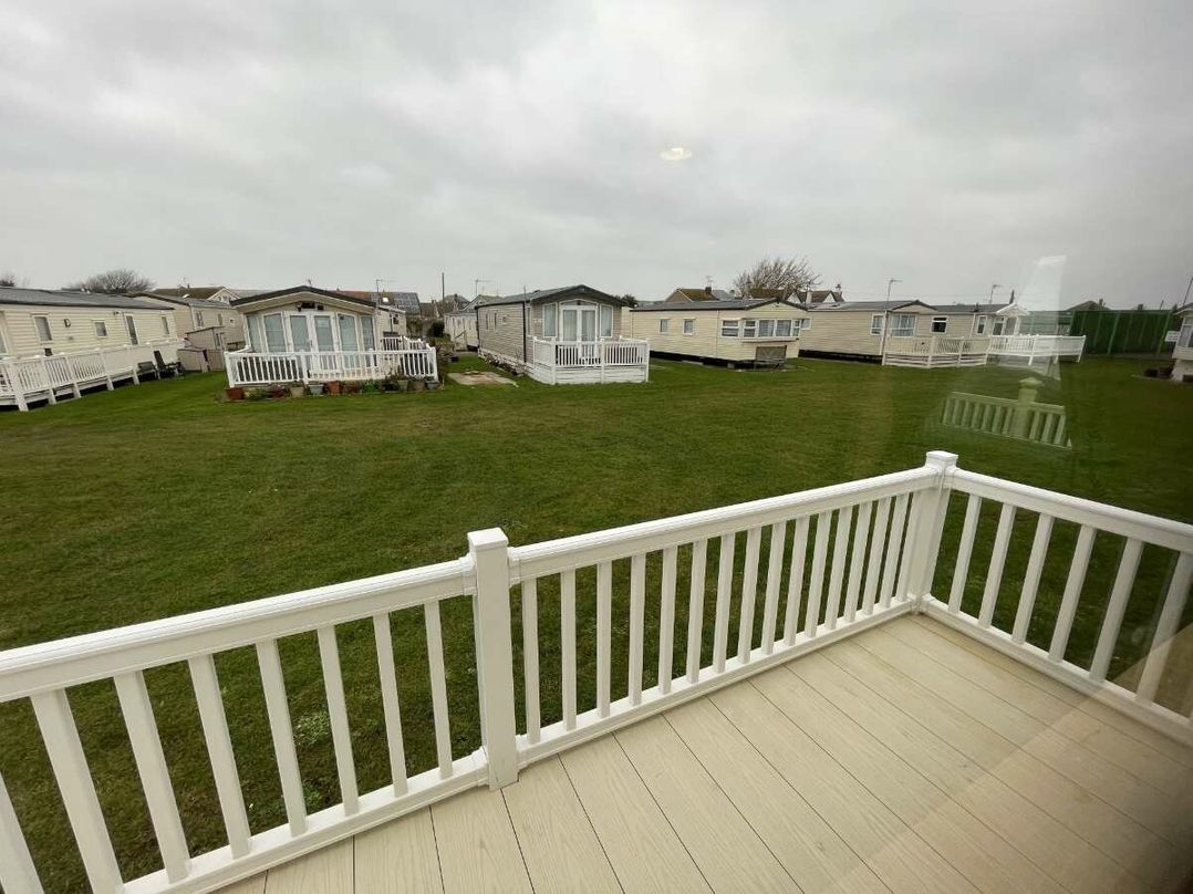 Lido Beach Holiday Park - Holiday Accommodation 21401