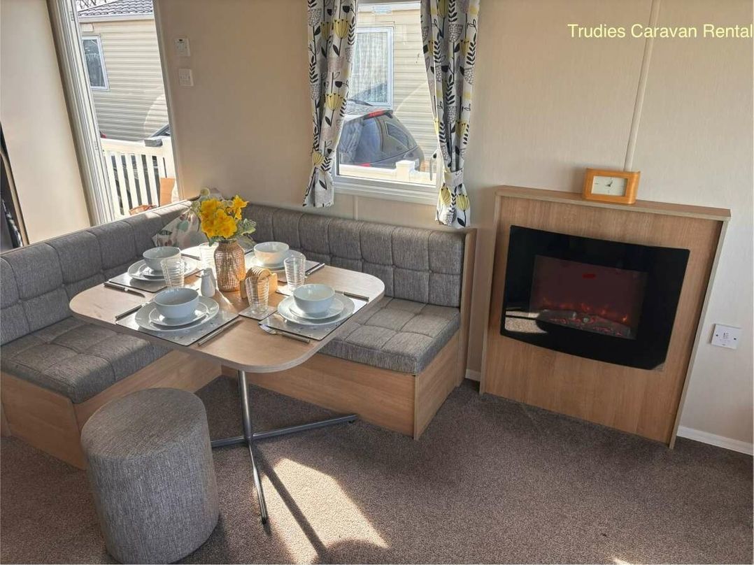 Lido Beach Holiday Park - Holiday Accommodation 21401