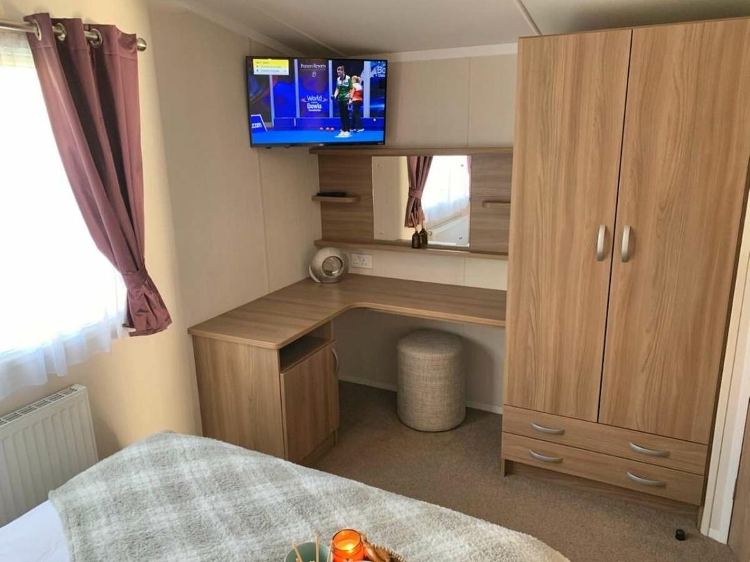 Devon Cliffs Holiday Park - Holiday Accommodation 21459