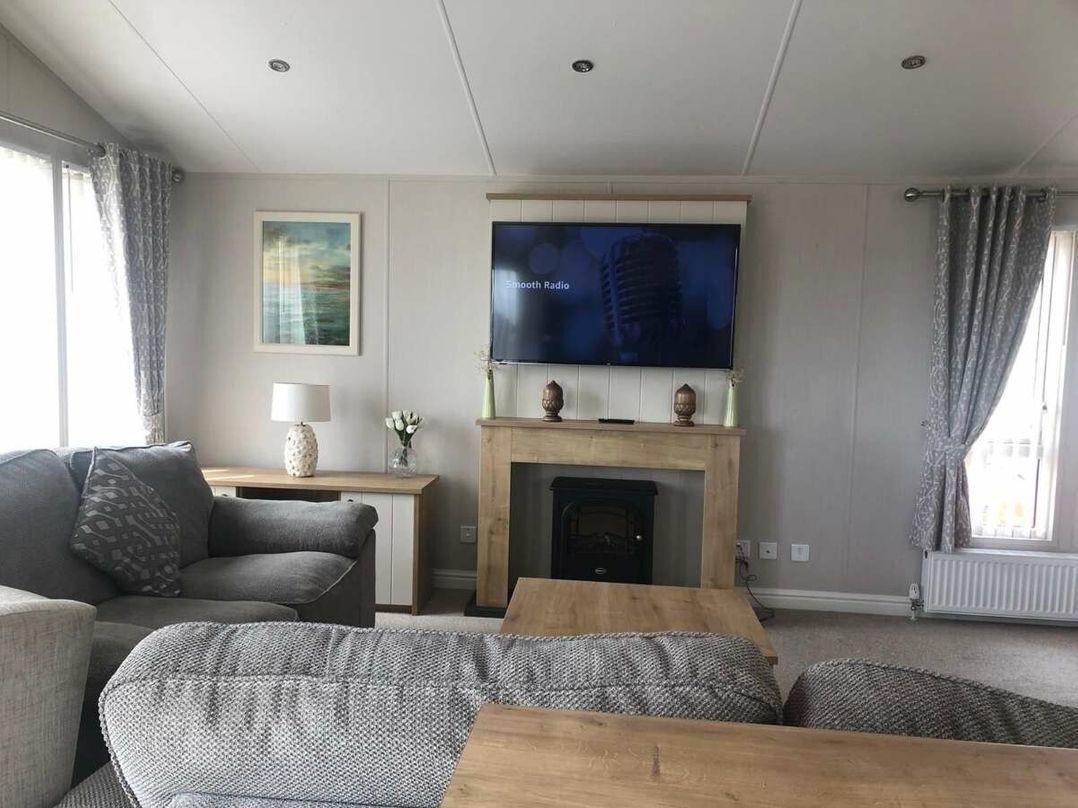 Trecco Bay - Holiday Accommodation 21498