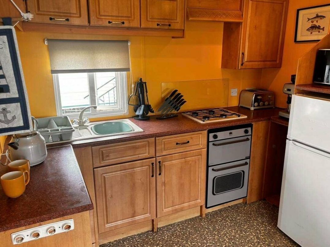 Golden Palm Resort - Holiday Accommodation 21539