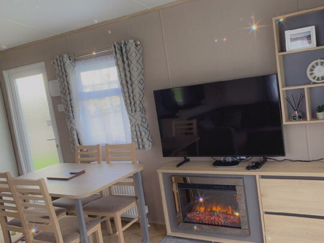 Cayton Bay Caravan Park - Holiday Accommodation 21596