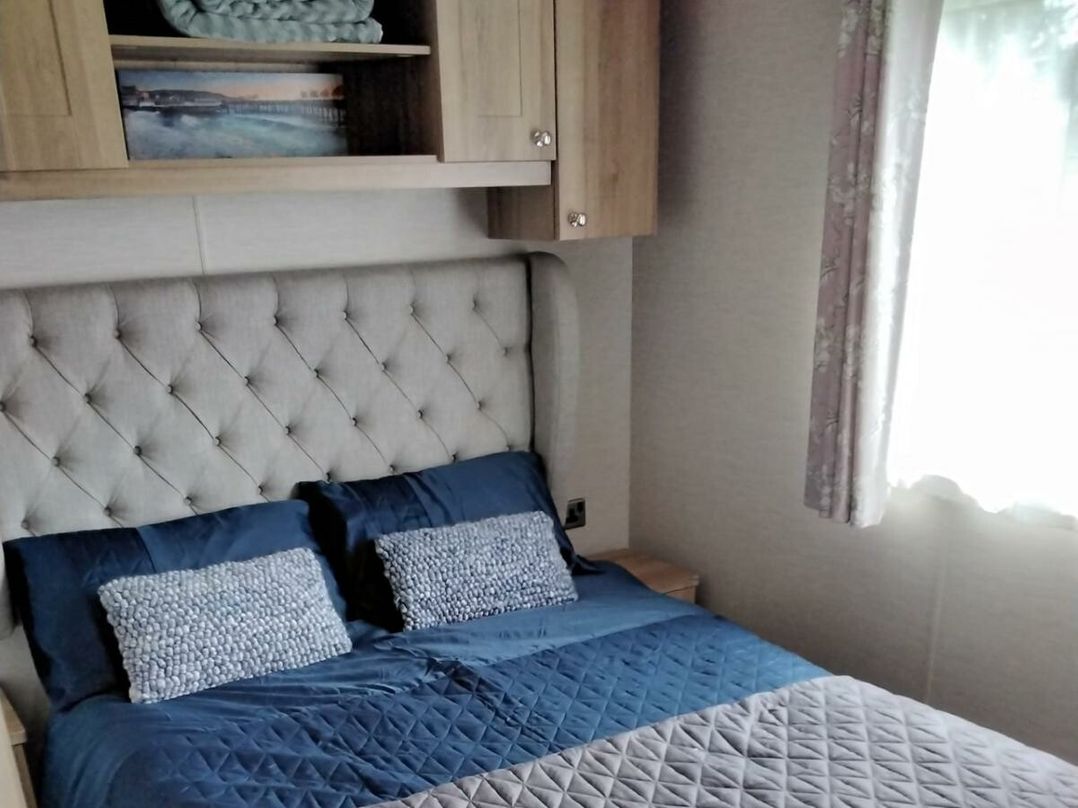 West Sands - Holiday Accommodation 21647