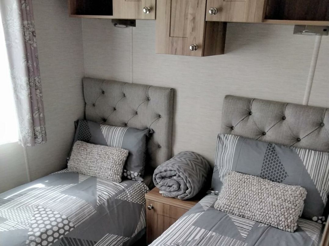 West Sands - Holiday Accommodation 21647