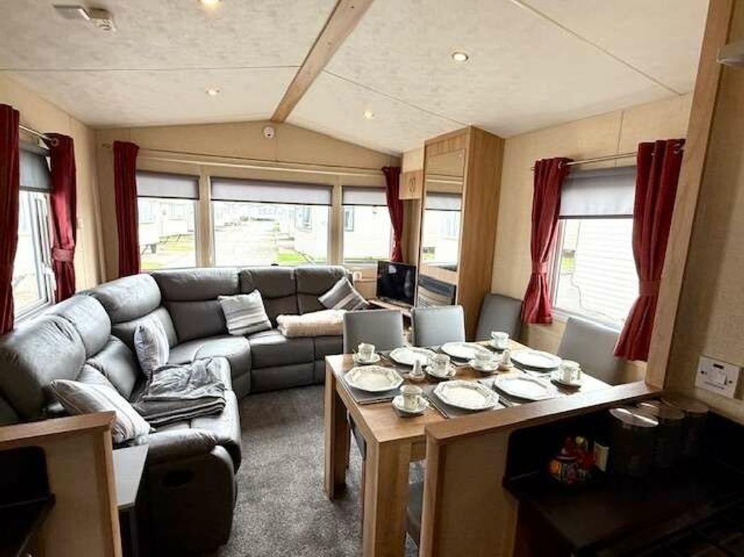 Golden Gate Holiday Centre - Holiday Accommodation 21691