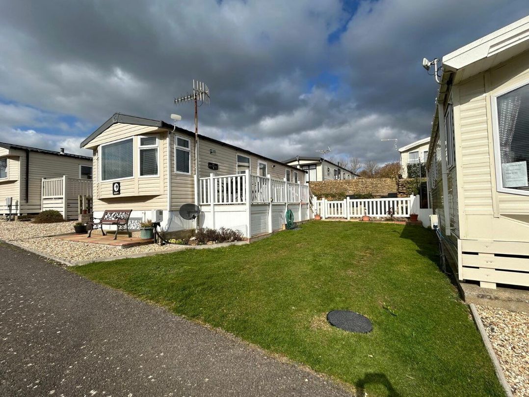 Freshwater Beach Holiday Park - Holiday Accommodation 21693