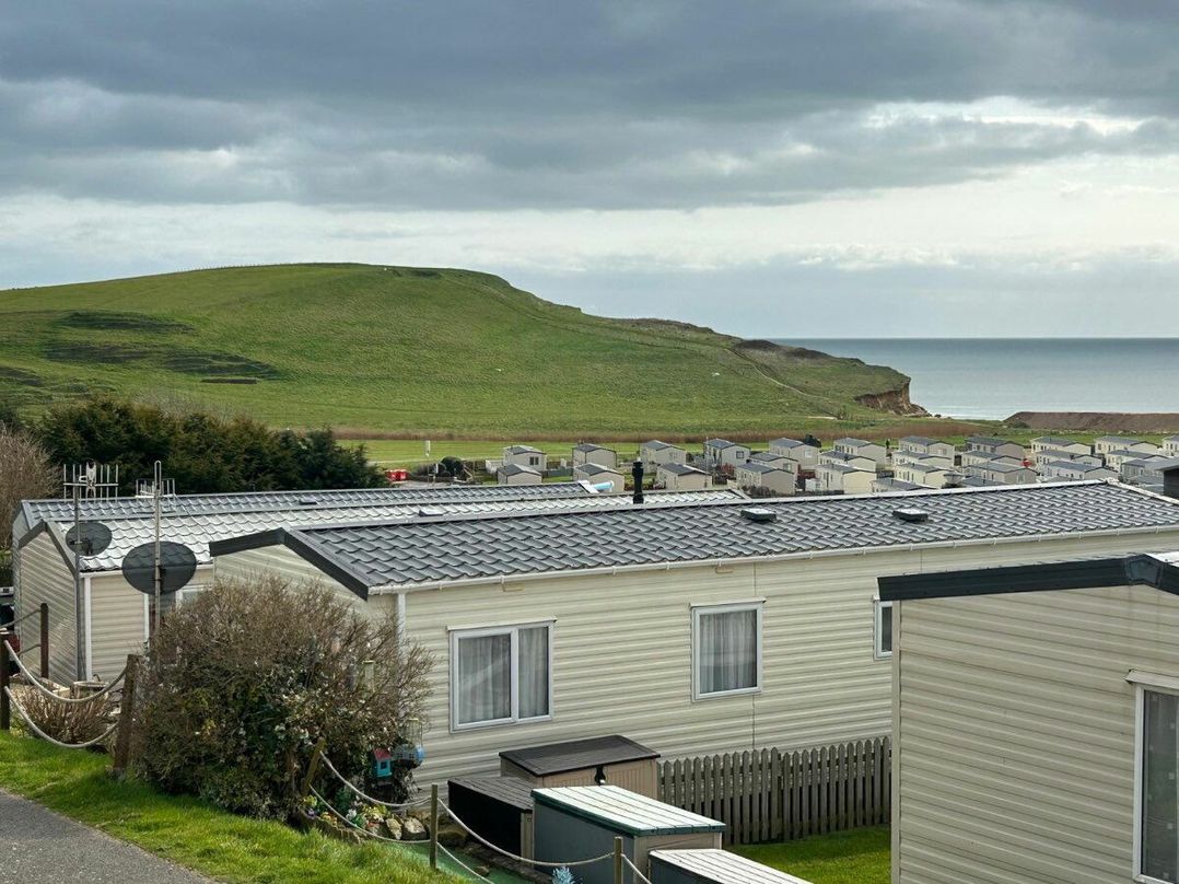 Freshwater Beach Holiday Park - Holiday Accommodation 21693