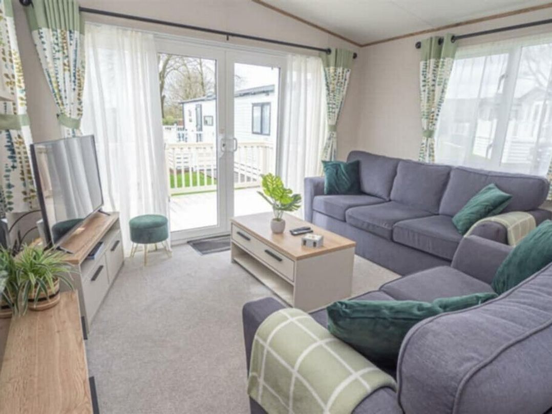 Ashbourne Heights Holiday Park - Holiday Accommodation 21704