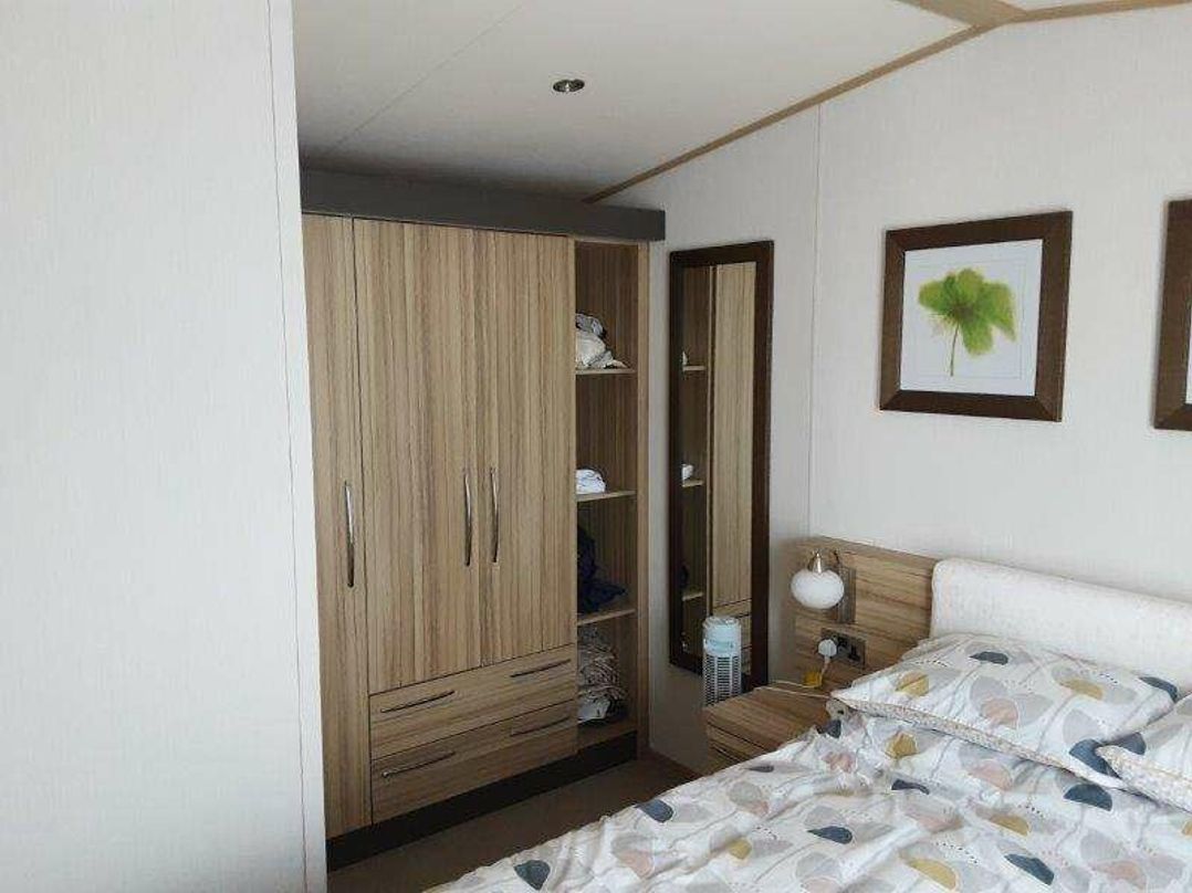 Carmarthen Bay Holiday Park - Holiday Accommodation 21708