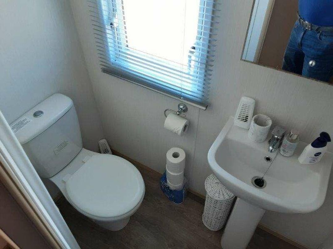 Carmarthen Bay Holiday Park - Holiday Accommodation 21708