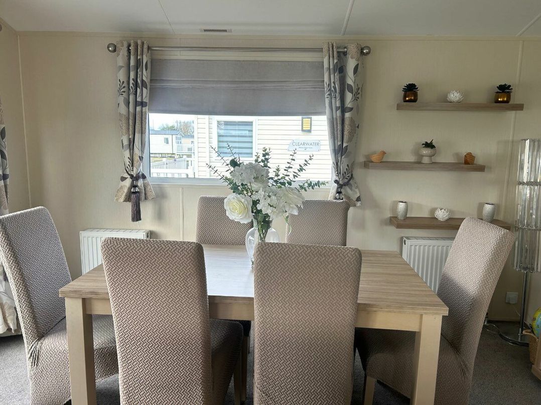 Cresswell Towers - Holiday Accommodation 21720