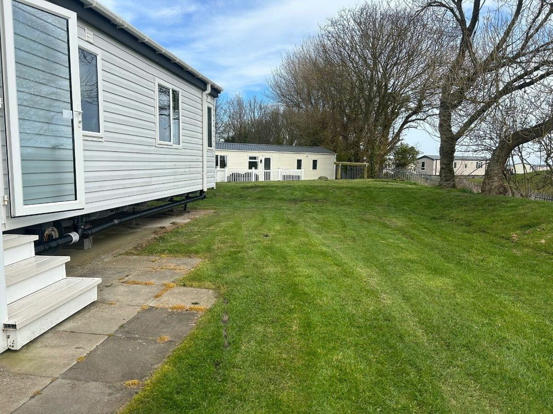 Cresswell Towers - Holiday Accommodation 21720