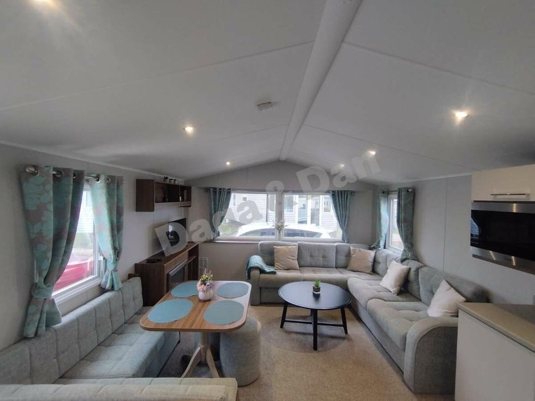 Marton Mere Holiday Village - Holiday Accommodation 21739