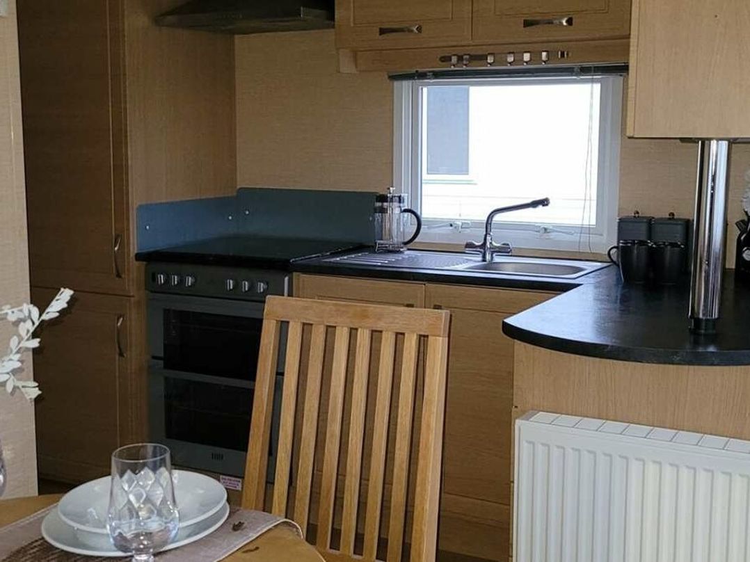 Golden Palm Resort - Holiday Accommodation 21761