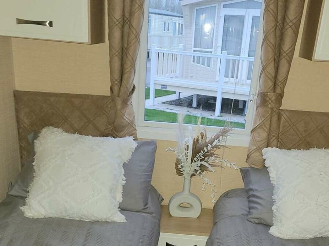 Golden Palm Resort - Holiday Accommodation 21761